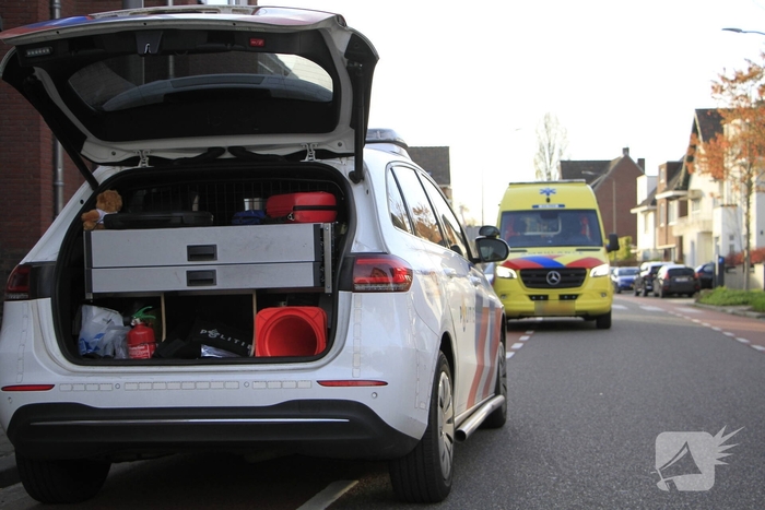 Voetganger aangereden op oversteekplaats