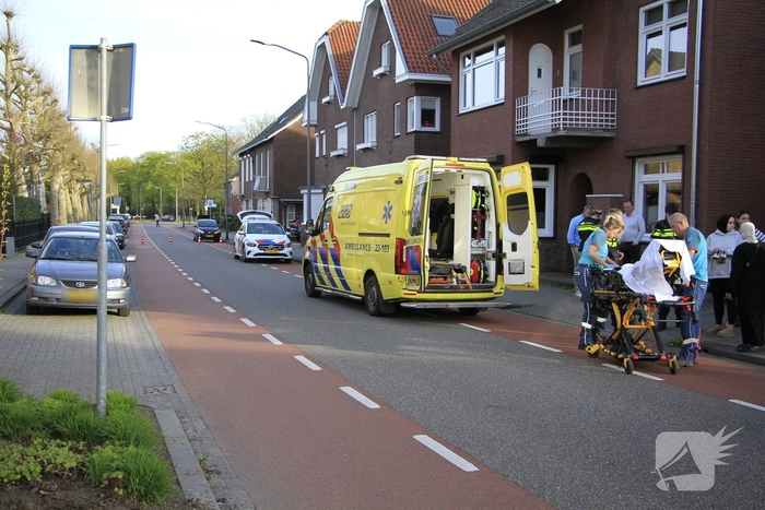 Voetganger aangereden op oversteekplaats