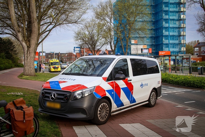 Fietser en automobilist botsen op oversteekplaats