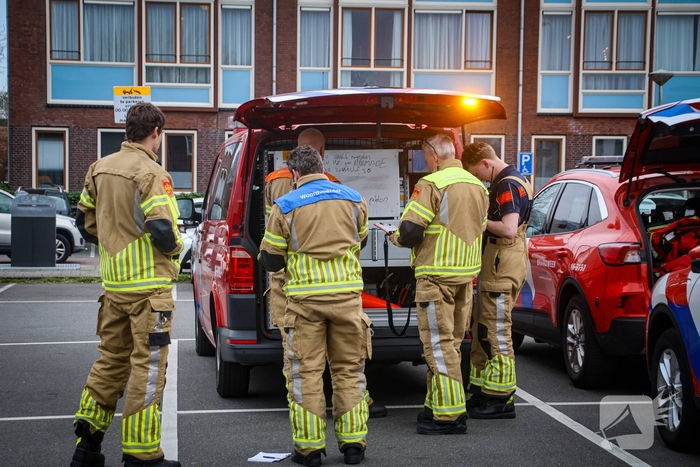 Grootschalige oefening met meerdere officieren en crisisteams
