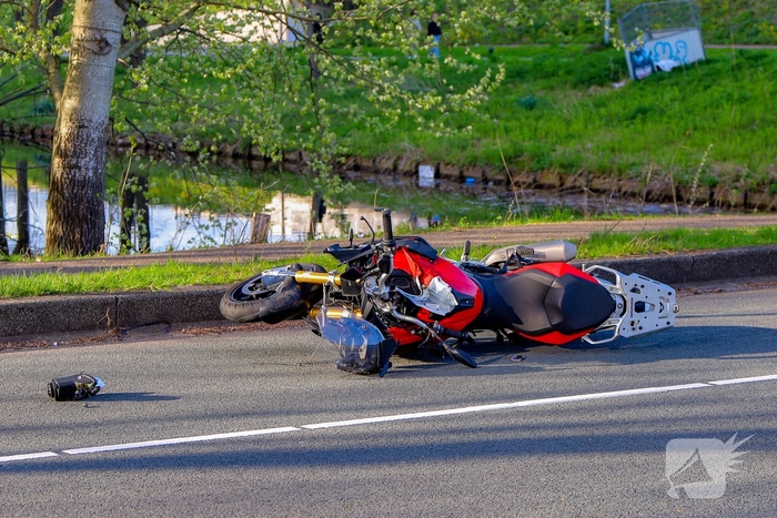 Zware aanrijding tussen motorfiets en fatbike
