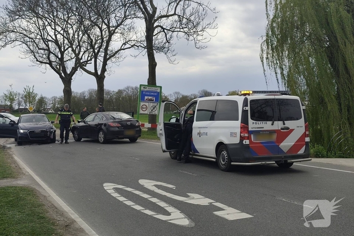 Weg afgesloten na aanrijding