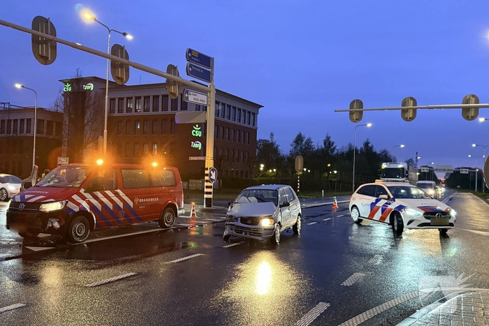 Personeelswagen brandweer betrokken bij ongeval