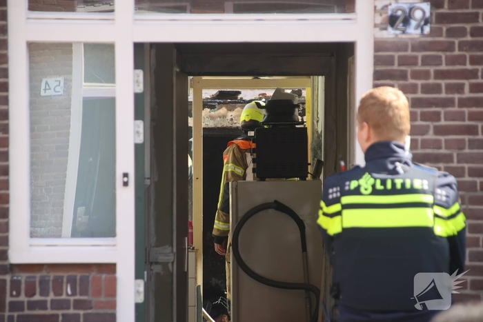 Schuur zwaar beschadigd door brand