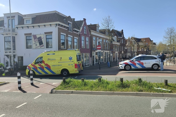 Voetganger gewond bij aanrijding met taxi