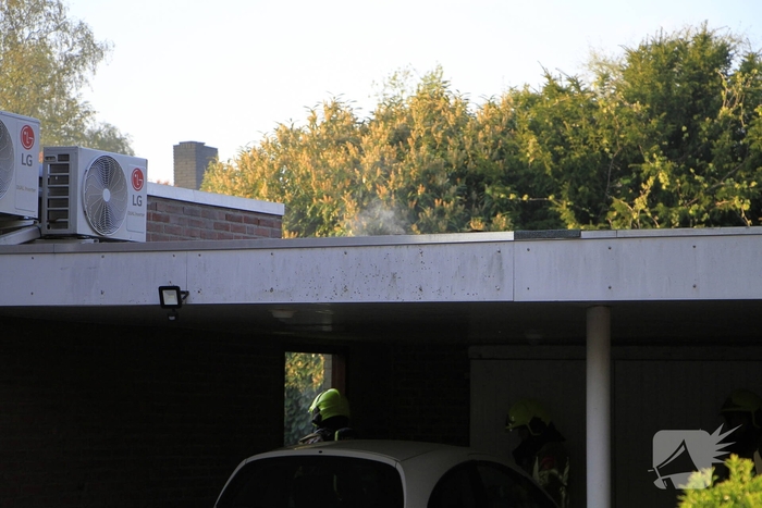 Buitenbrand in Weert zorgt voor schade aan garage