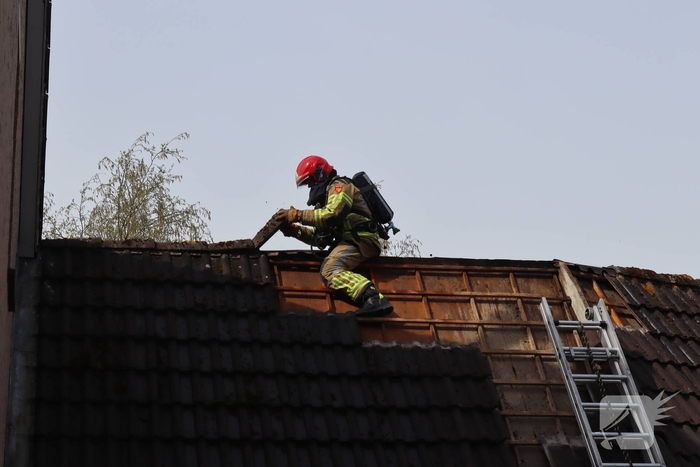 Woningbrand in Lelystad vraagt om brandweerinterventie