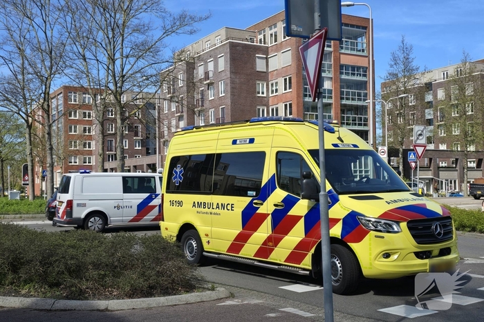 Ongeval tussen auto en motorscooter
