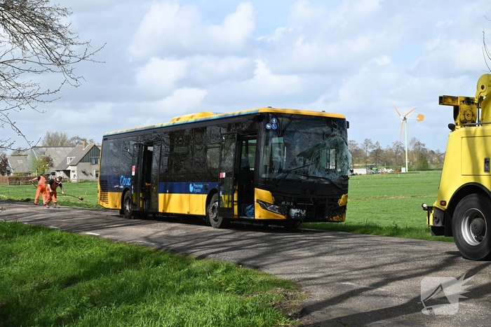 Zes gewonden bij ongeval met lijnbus