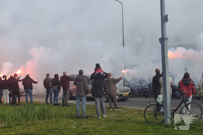 Uitvaart motorrijder trekt veel bezoekers