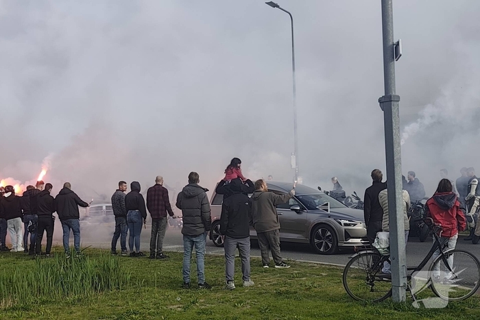 Uitvaart motorrijder trekt veel bezoekers