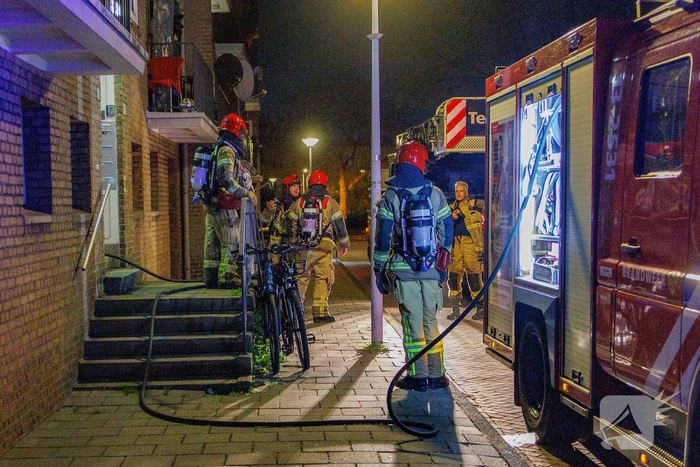 Branduitbraak in woning zonder gewonden