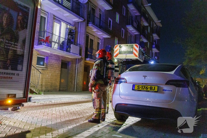 Branduitbraak in woning zonder gewonden