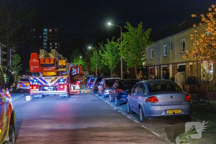 Woningbrand snel onder controle na middelbrand