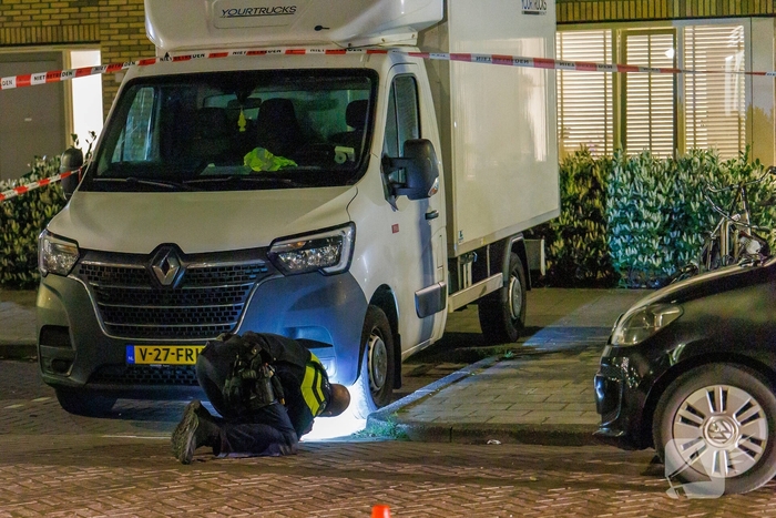 Explosief zorgt voor brand bij woning