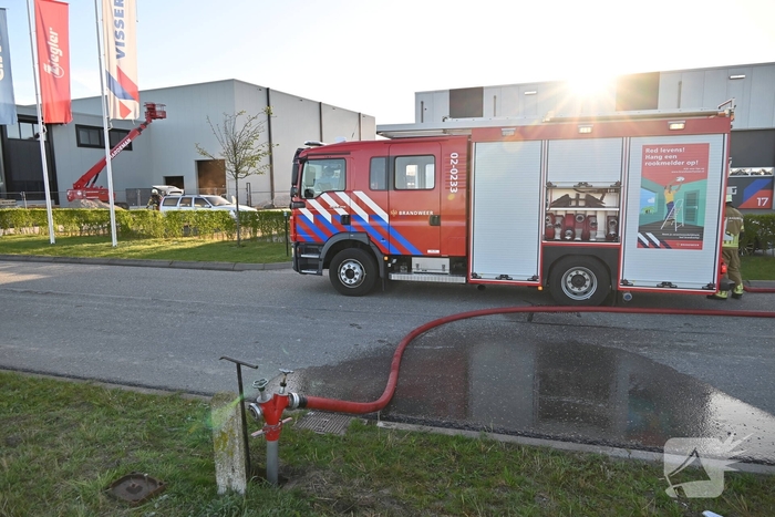 Brand in auto leidt tot snelle hulpverlening