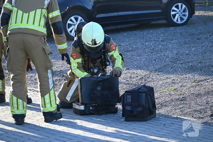 Brand in auto leidt tot snelle hulpverlening