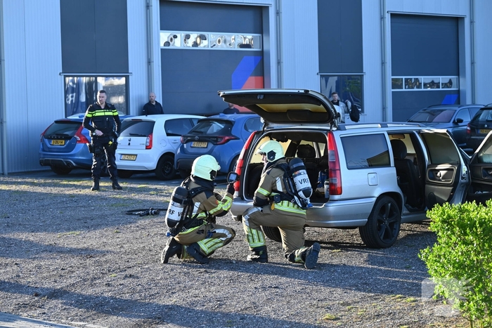 Brand in auto leidt tot snelle hulpverlening