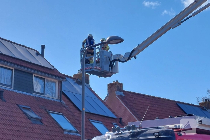 Brand in schoorsteen woning