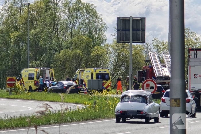 Ernstig ongeval met camper laat twee gewonden achter