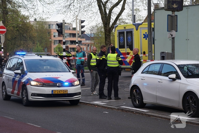 Slachtoffer steekpartij naar ziekenhuis
