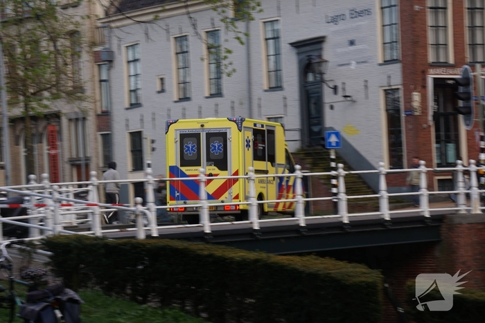 Slachtoffer steekpartij naar ziekenhuis