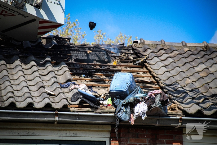 Zolderbrand veroorzaakt flinke schade