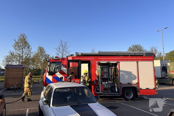 Brand in aanhangwagen geblust