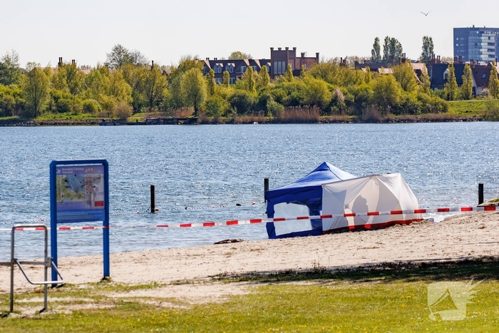 Lichaam aangetroffen in recreatieplas