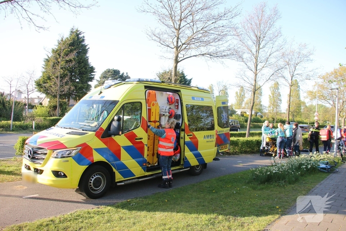 Fietser ernstig gewond bij aanrijding met wielrenner