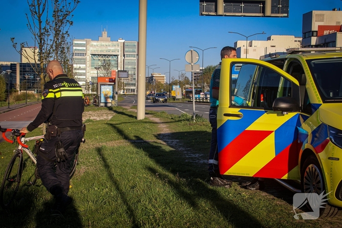 Botsing bij oversteekplaats tussen auto en fietser