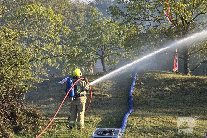 Oefening brandbestrijding in Vrouwenpolder