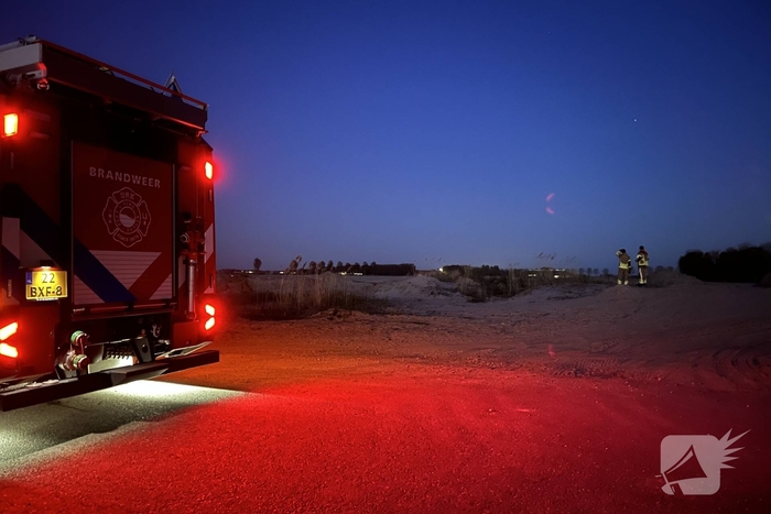 Buitenbrand geblust aan strand