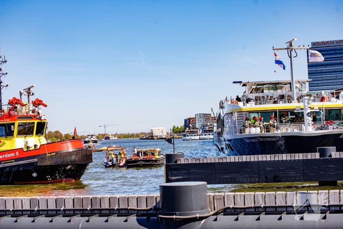 Brand op cruiseboot leidt tot grote hulpverlening