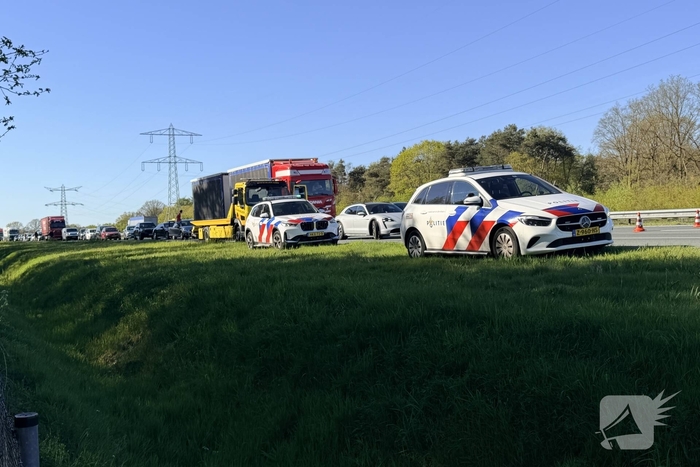Ongeval met motorrijder leidt tot afsluiting snelweg