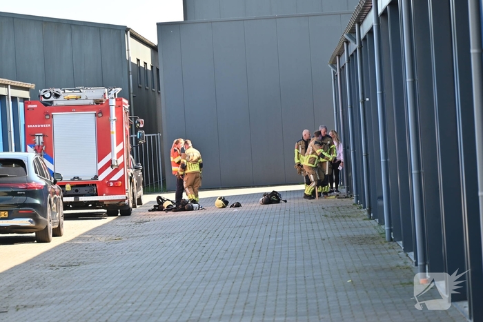 Brand in opslagruimte leidt tot inzet van brandweervoertuigen