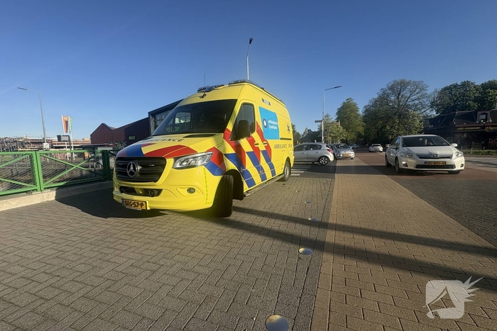 Fietser betrokken bij aanrijding met auto