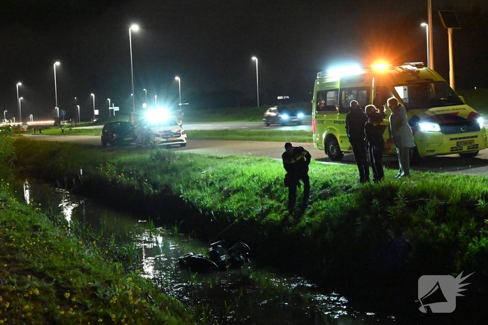 Scootmobiel te water