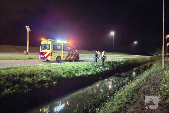 Scootmobiel te water