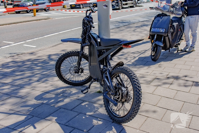 Fatbike berijder gewond bij aanrijding met auto