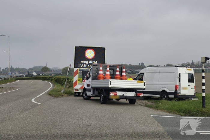 Lijnbus belandt in sloot na onwelwording