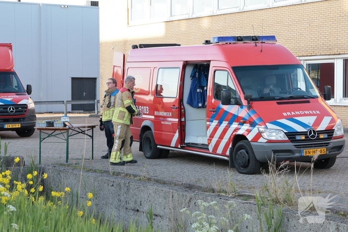 Brand in groot industriepand onder controle