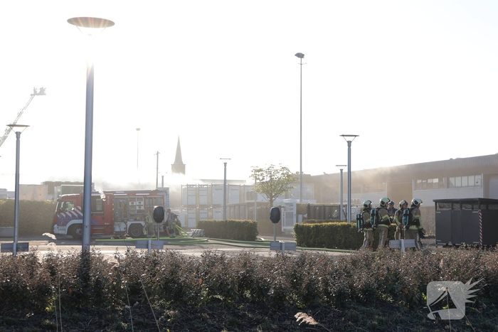 Brand in groot industriepand onder controle