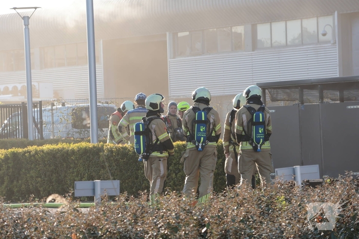 Brand in groot industriepand onder controle