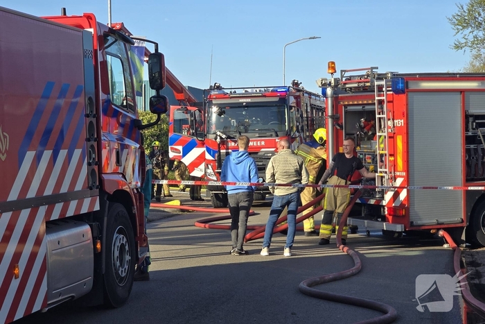 Grote inzet brandweer bij grote industriebrand