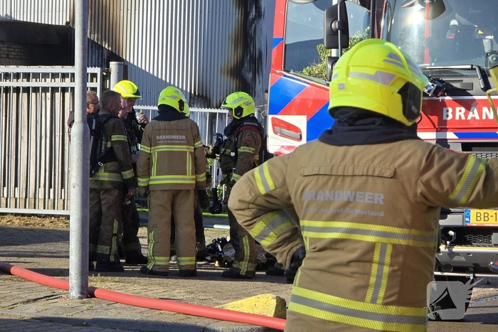 Grote inzet brandweer bij grote industriebrand