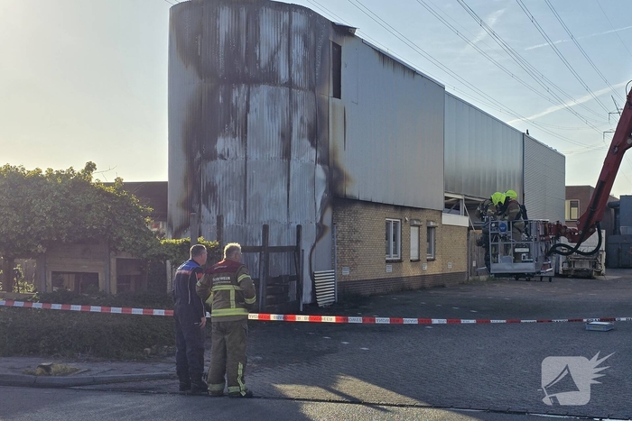 Grote inzet brandweer bij grote industriebrand