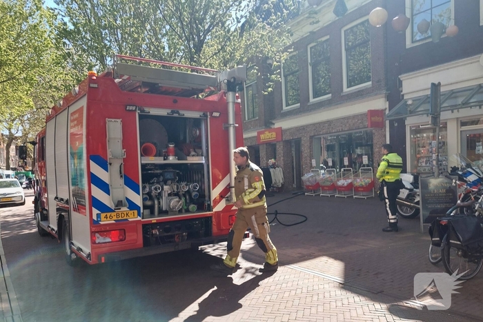 Brandweer snel ter plaatse bij winkelbrand