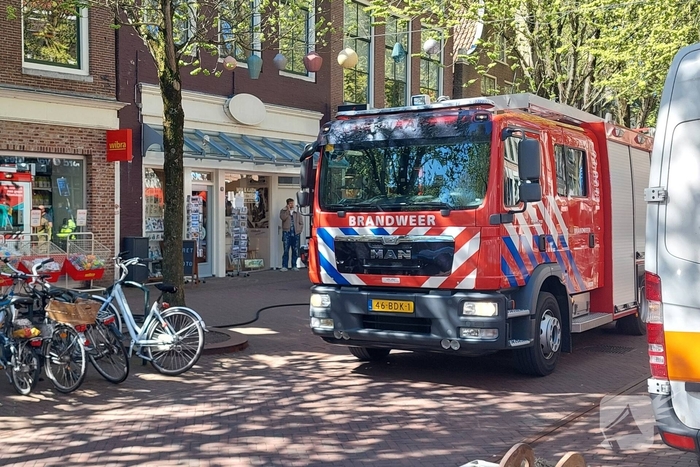 Brandweer snel ter plaatse bij winkelbrand
