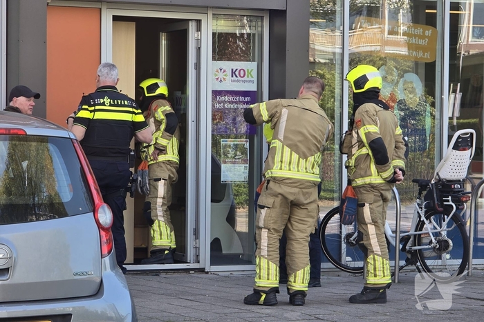 Hinderlijke lucht in pand leidt tot spoedactie